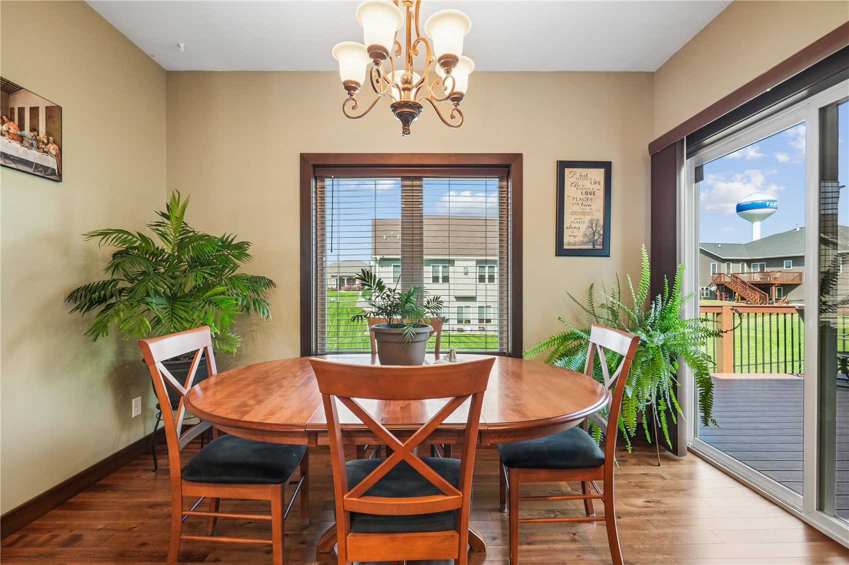 909 Aster Court Fairfax IA 52228