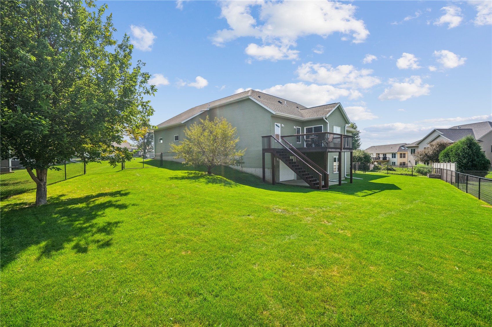 909 Aster Court Fairfax IA 52228