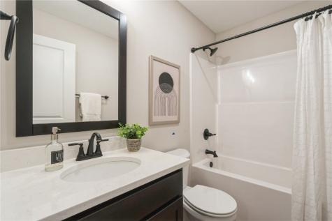 6177 Glenwood Drive Marion IA 52302