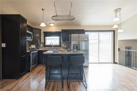 650 Olive Drive NW Cedar Rapids IA 52405