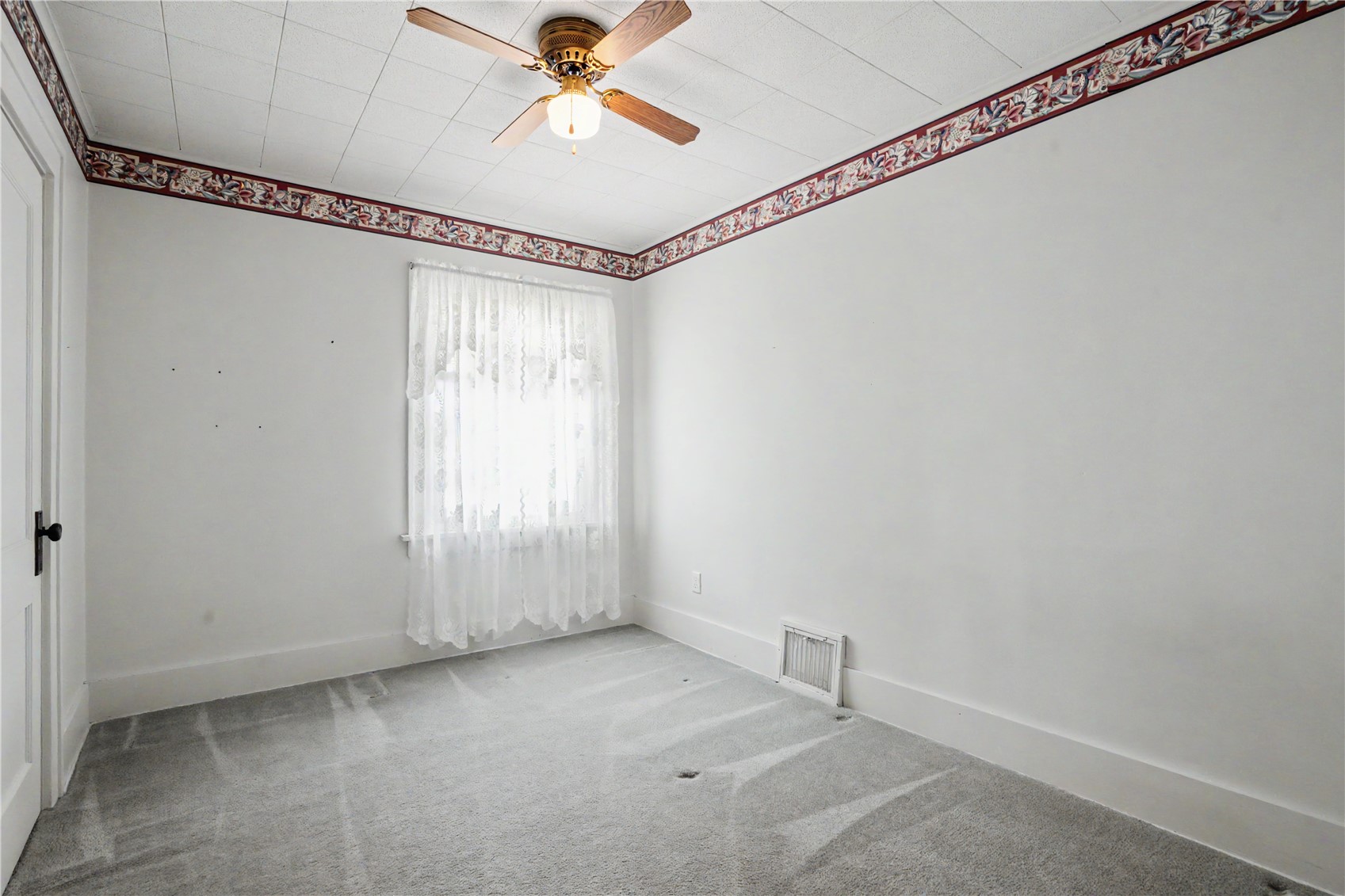 2517 B Avenue NE Cedar Rapids IA 52402