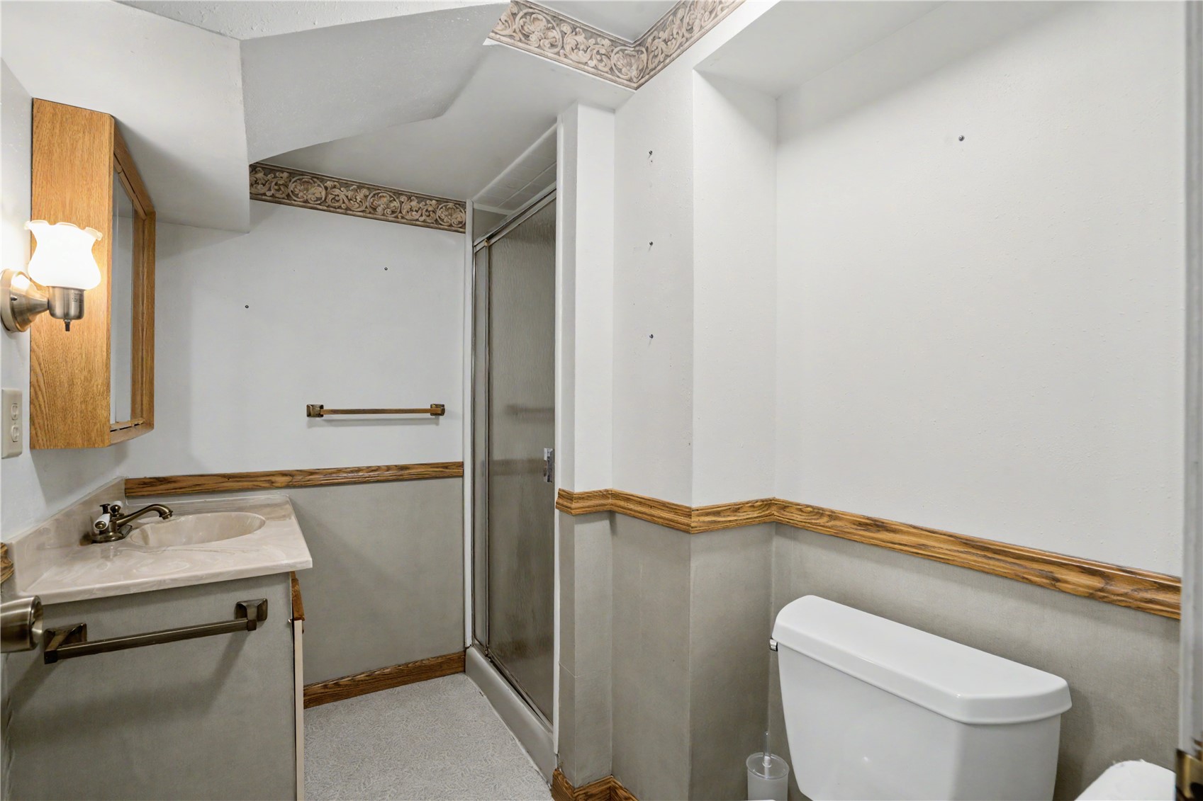 2517 B Avenue NE Cedar Rapids IA 52402