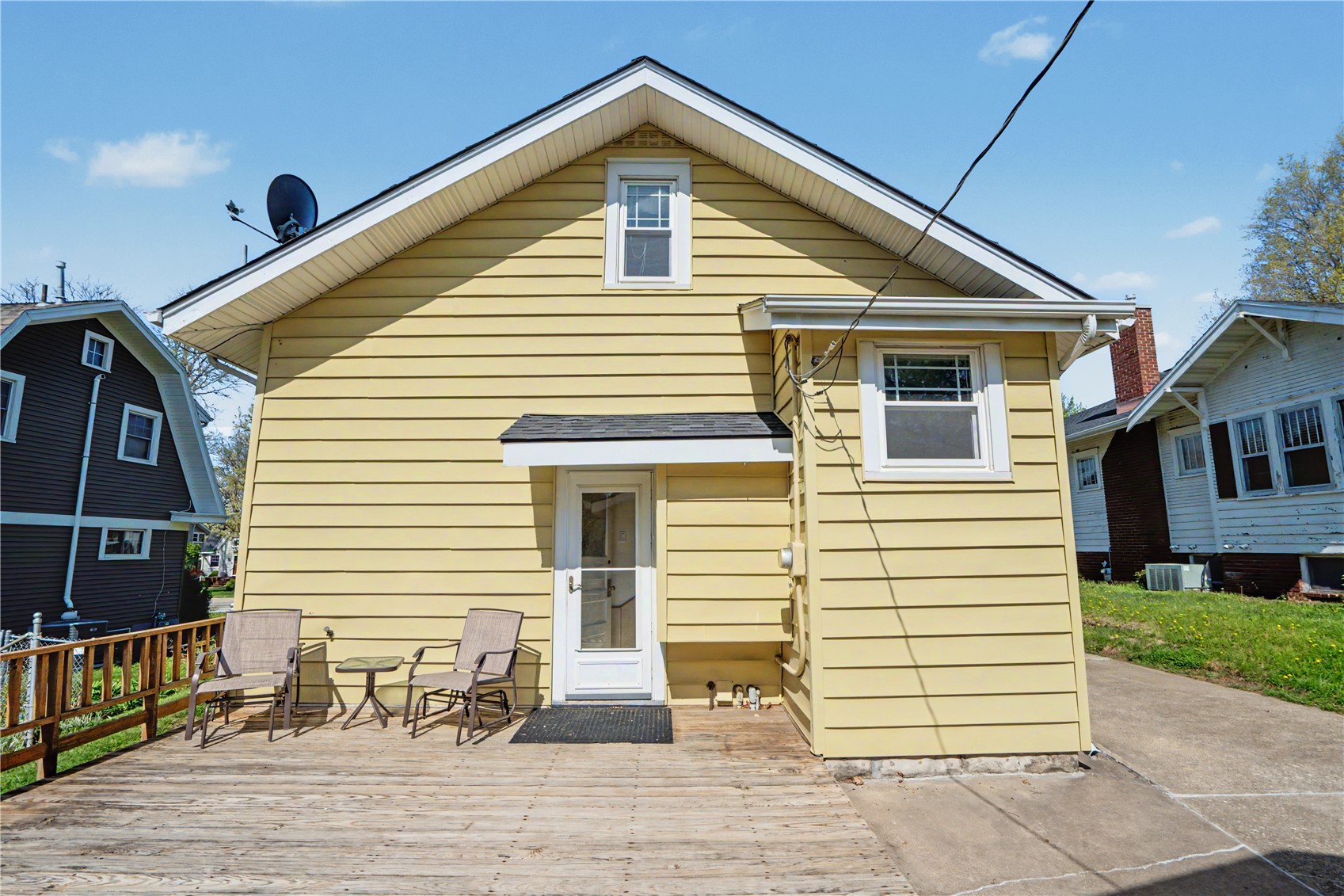 2517 B Avenue NE Cedar Rapids IA 52402