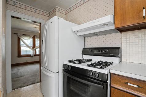 2517 B Avenue NE Cedar Rapids IA 52402