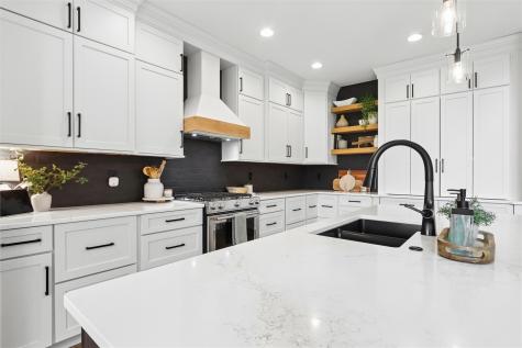 1410 10th Street SW Mt Vernon IA 52314