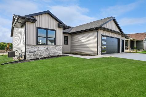 1423 Echo Ridge Lane Marion IA 52302