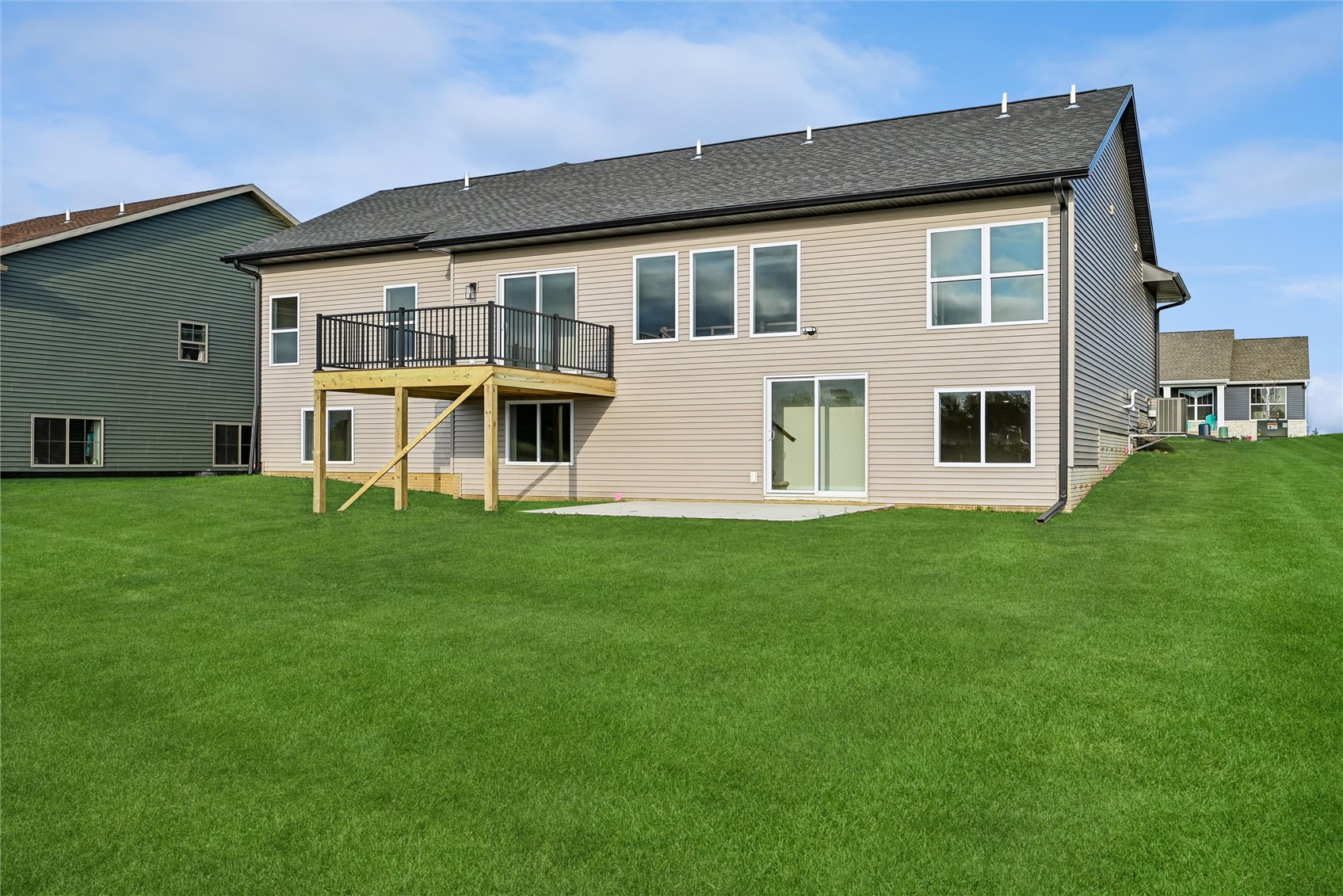 1423 Echo Ridge Lane Marion IA 52302