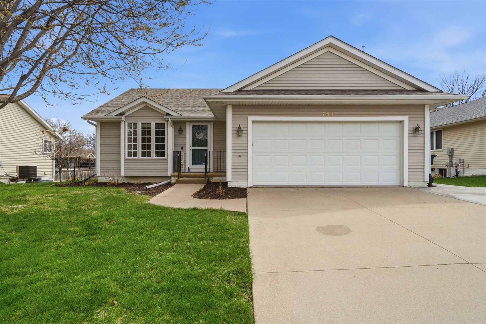 733 71st Street NE Cedar Rapids IA 52402