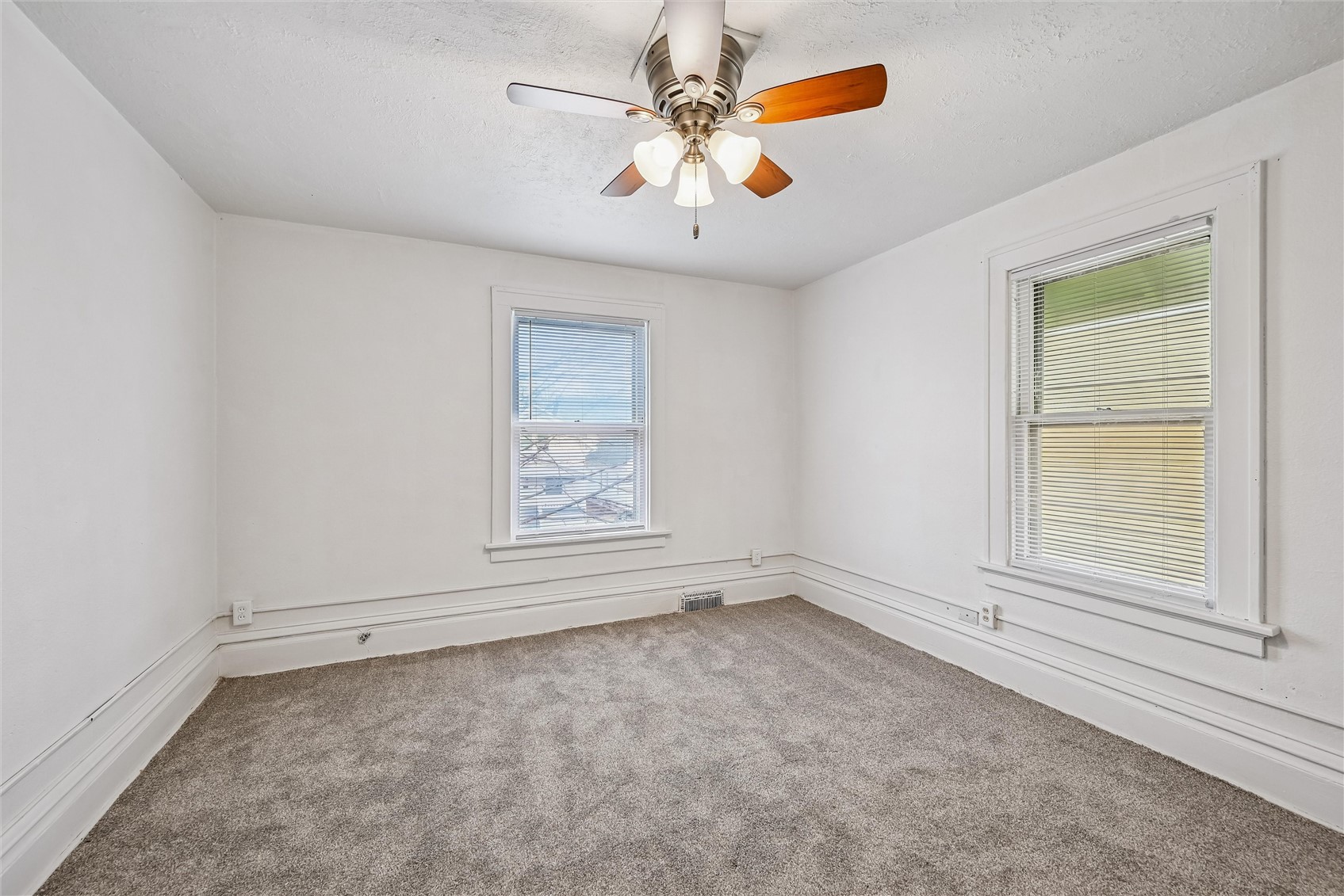 1615 4th Avenue SE Cedar Rapids IA 52403