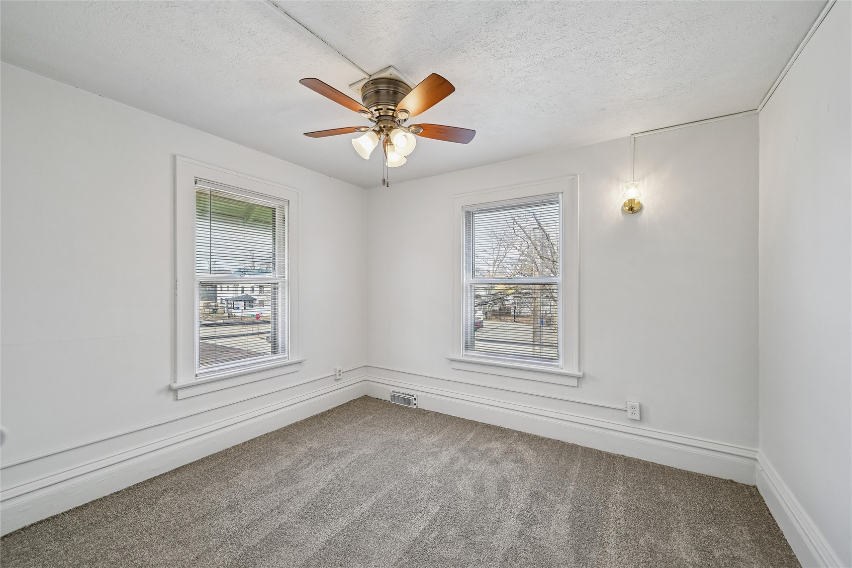 1615 4th Avenue SE Cedar Rapids IA 52403