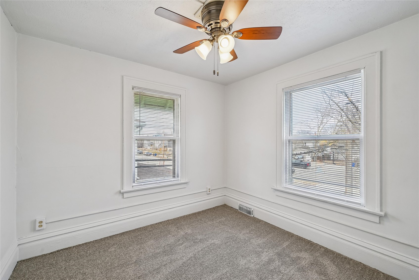 1615 4th Avenue SE Cedar Rapids IA 52403