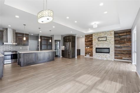 2013 Reese Road Cedar Falls IA 50613