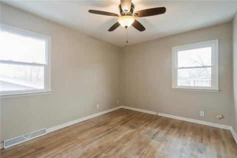 1325 36th Street SE Cedar Rapids IA 52403