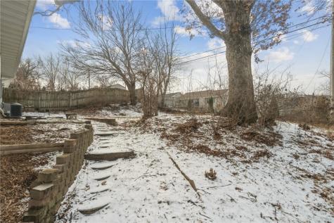 1325 36th Street SE Cedar Rapids IA 52403