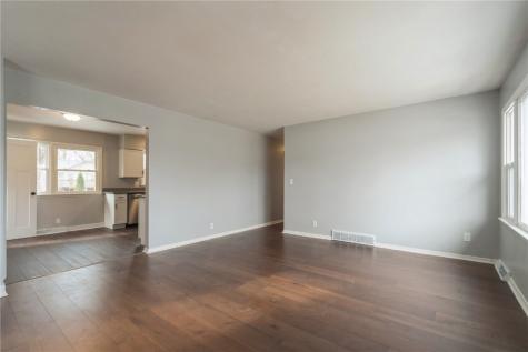 1325 36th Street SE Cedar Rapids IA 52403