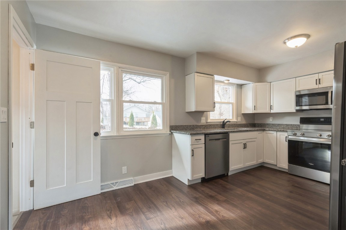 1325 36th Street SE Cedar Rapids IA 52403