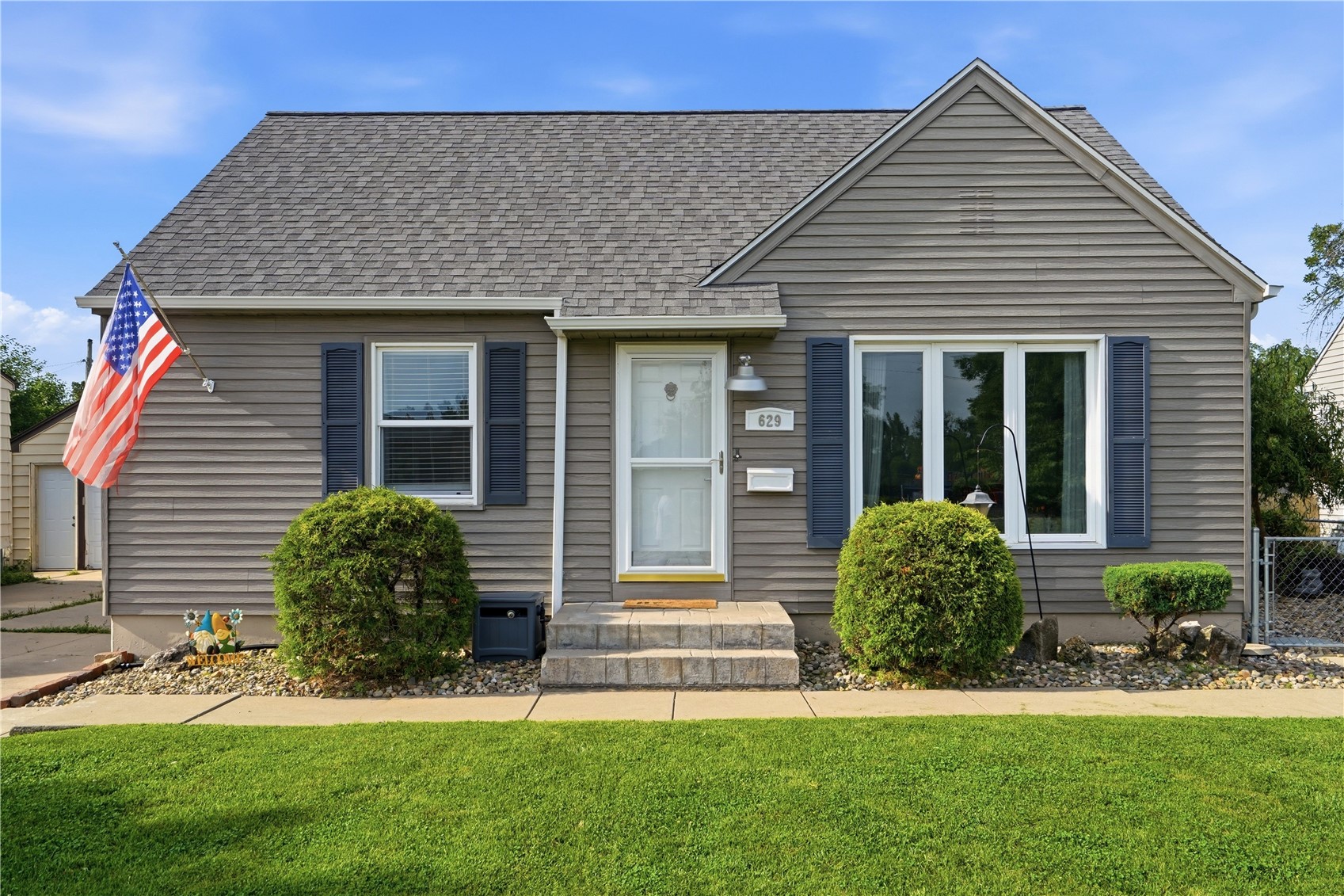 629 37th Street NE Cedar Rapids IA 52402