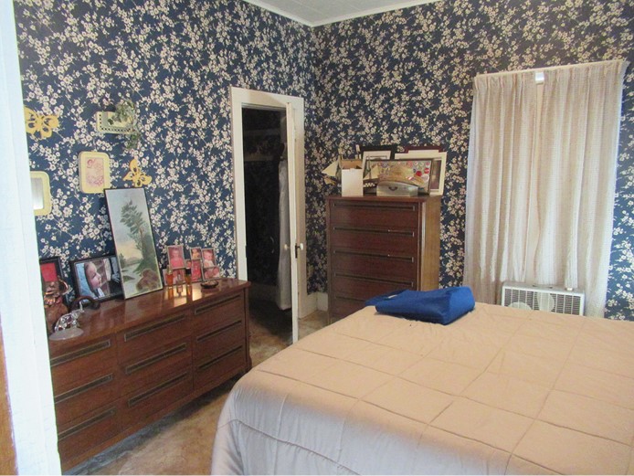 4617 Durow Road Center Point IA 52213