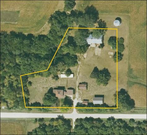 4617 Durow Road Center Point IA 52213