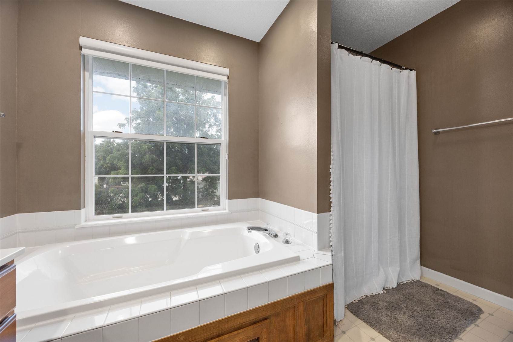 1515 Fox Trail Drive Cedar Rapids IA 52402