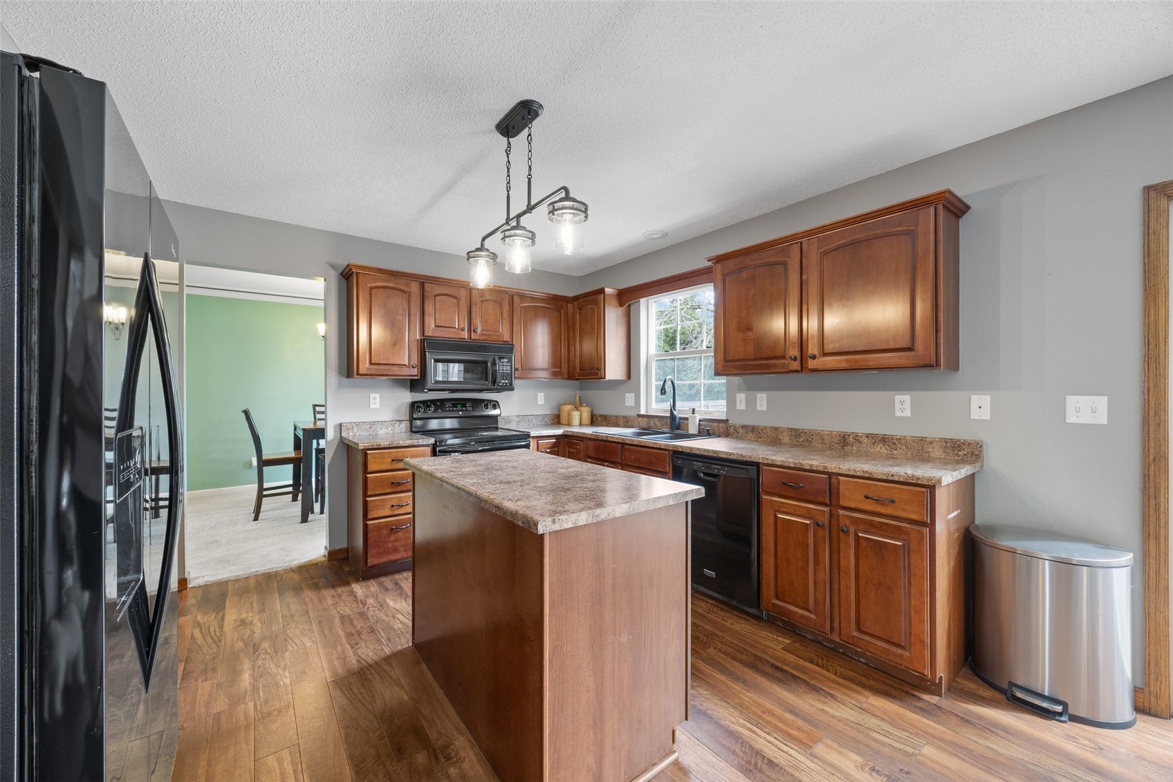 1515 Fox Trail Drive Cedar Rapids IA 52402