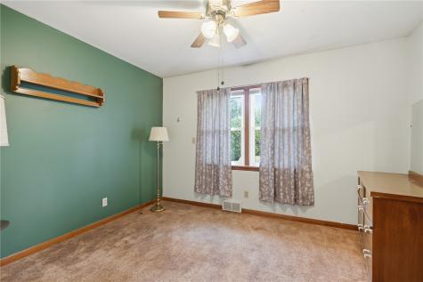1606 Maplewood Drive NE Cedar Rapids IA 52402