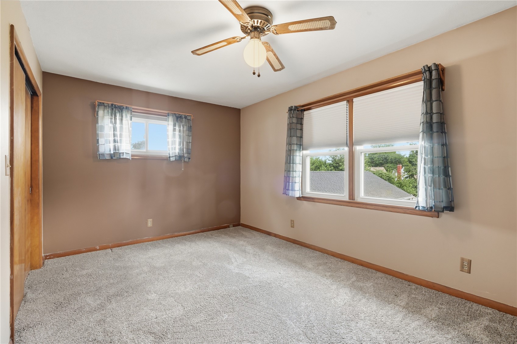 1606 Maplewood Drive NE Cedar Rapids IA 52402