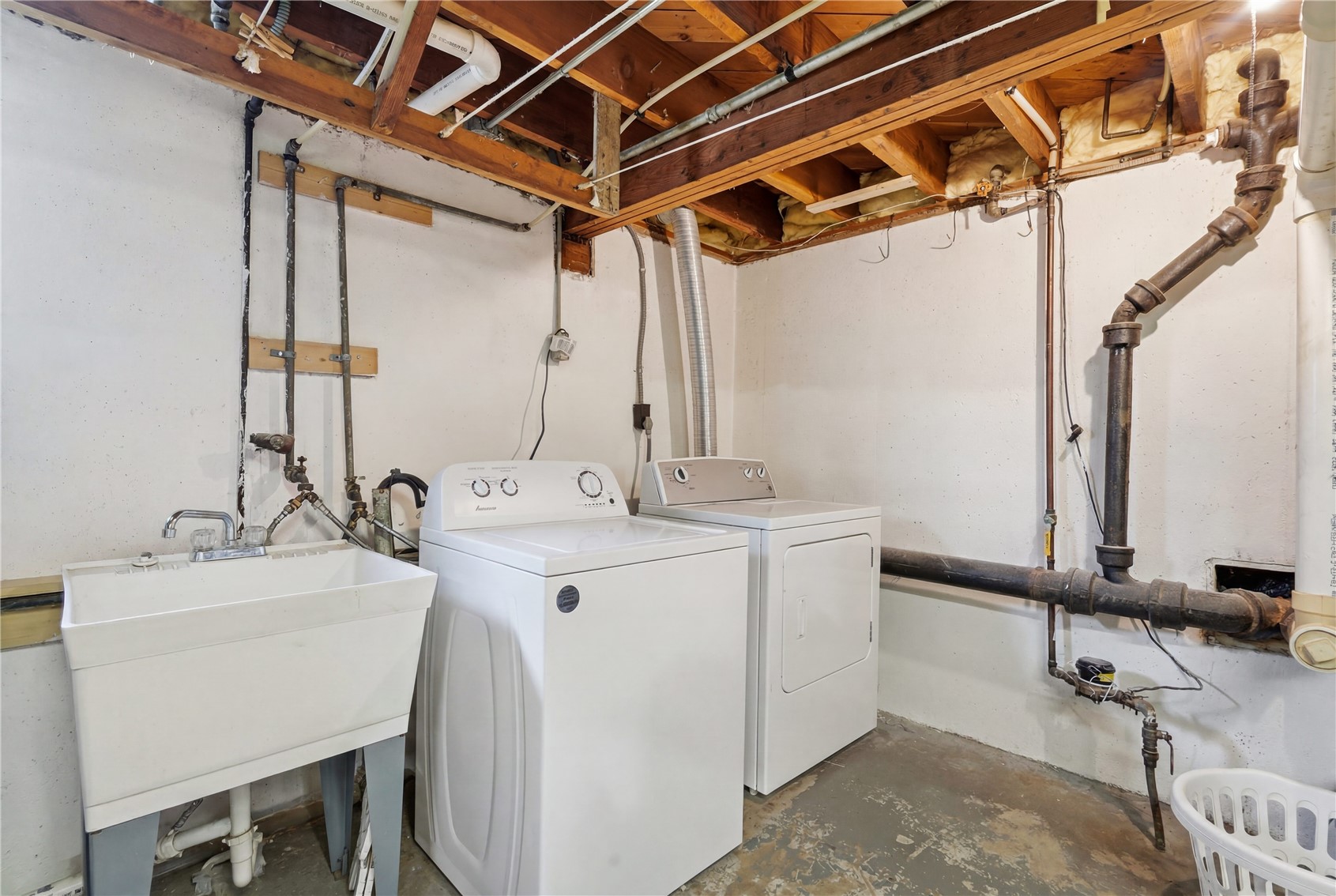 1606 Maplewood Drive NE Cedar Rapids IA 52402