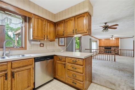 3615 24th Avenue Marion IA 52302