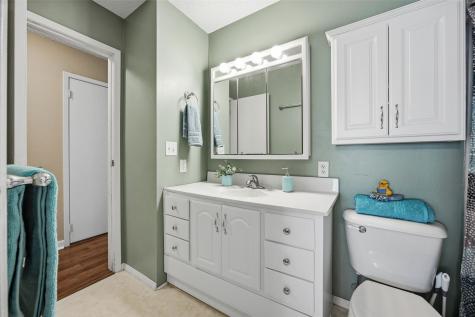 619 Olive Drive NW Cedar Rapids IA 52405