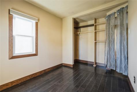 69 26th Avenue SW Cedar Rapids IA 52404