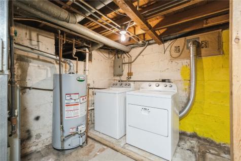 69 26th Avenue SW Cedar Rapids IA 52404