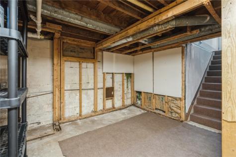 69 26th Avenue SW Cedar Rapids IA 52404