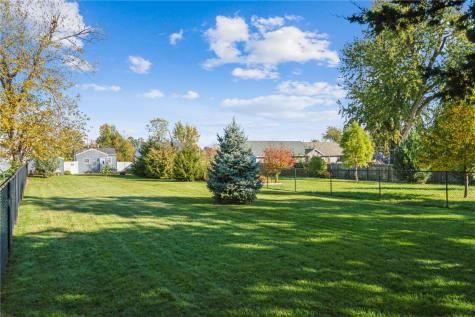 69 26th Avenue SW Cedar Rapids IA 52404