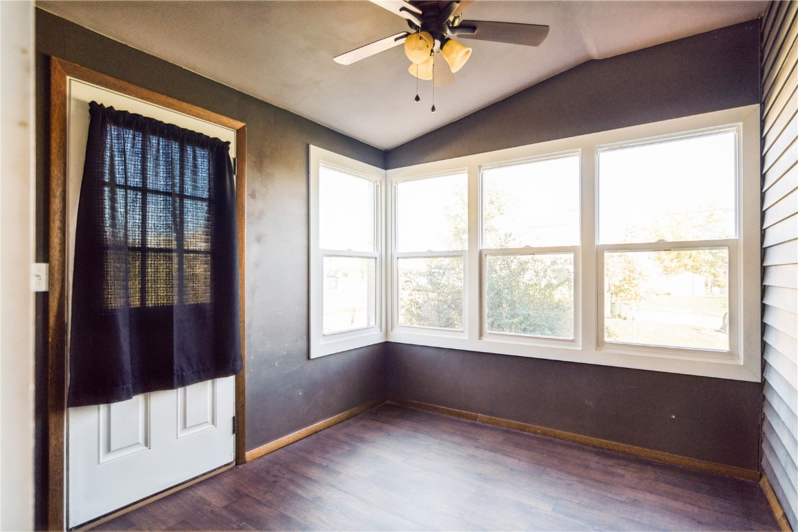 69 26th Avenue SW Cedar Rapids IA 52404