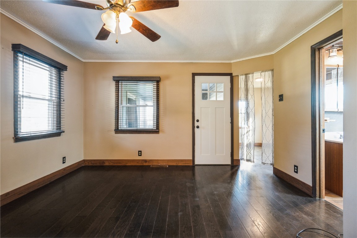 69 26th Avenue SW Cedar Rapids IA 52404