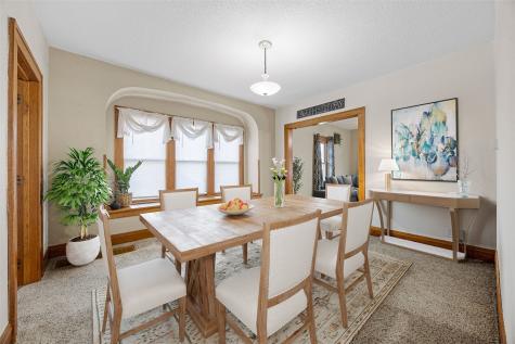 717 N Maple Street Monticello IA 52310