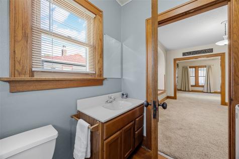 717 N Maple Street Monticello IA 52310