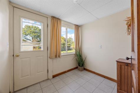 717 N Maple Street Monticello IA 52310