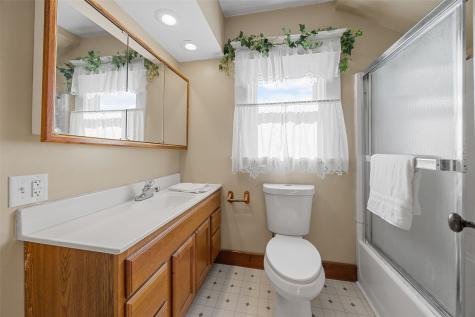 717 N Maple Street Monticello IA 52310