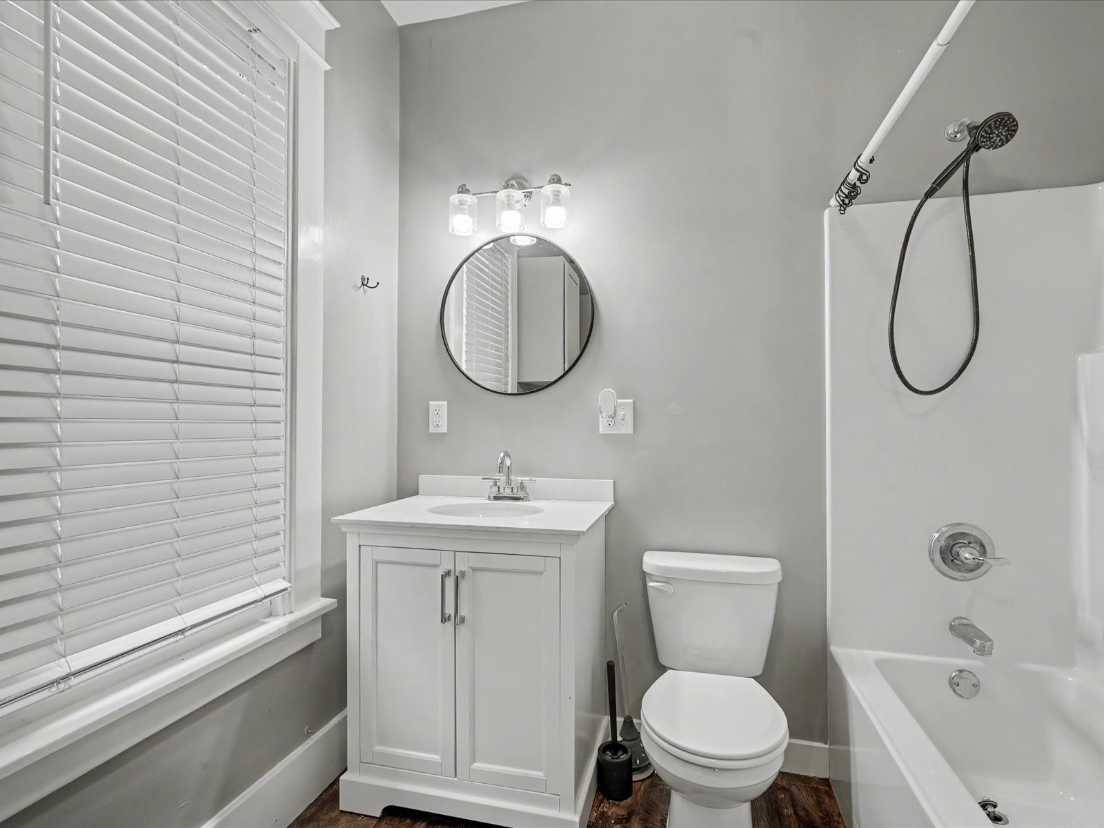 404 W 1st Street Mechanicsville IA 52306