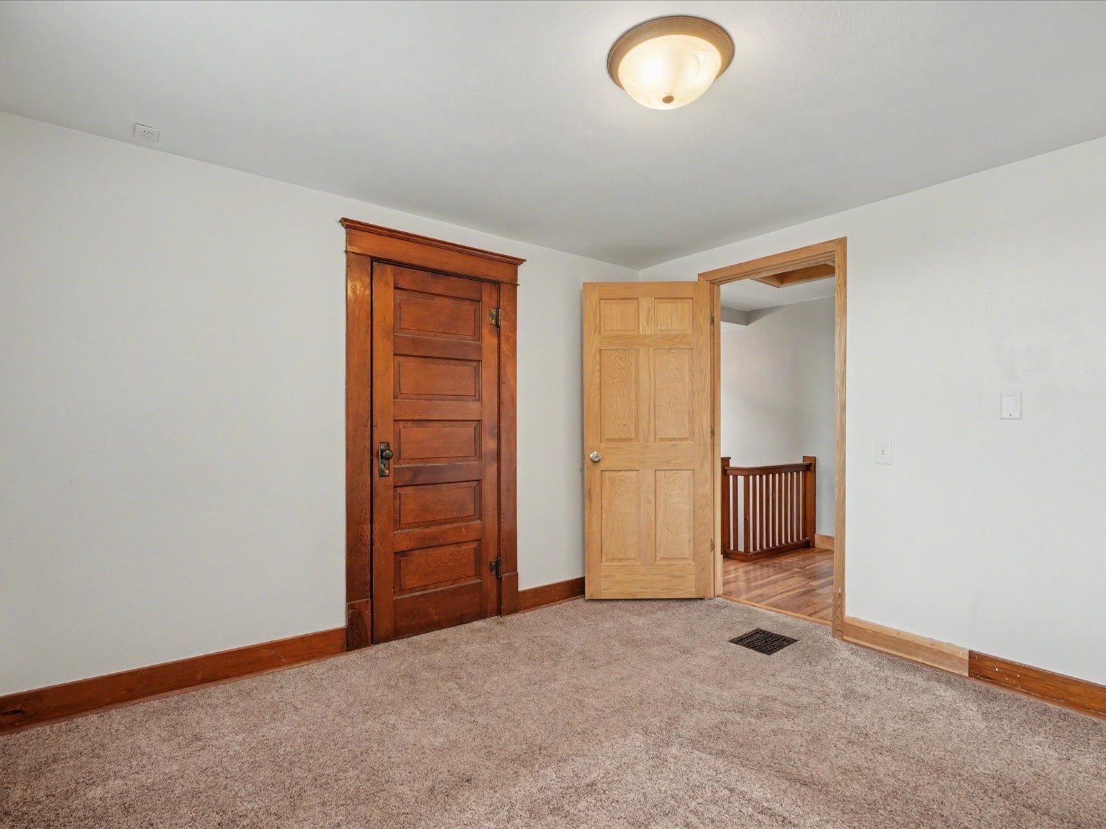 404 W 1st Street Mechanicsville IA 52306