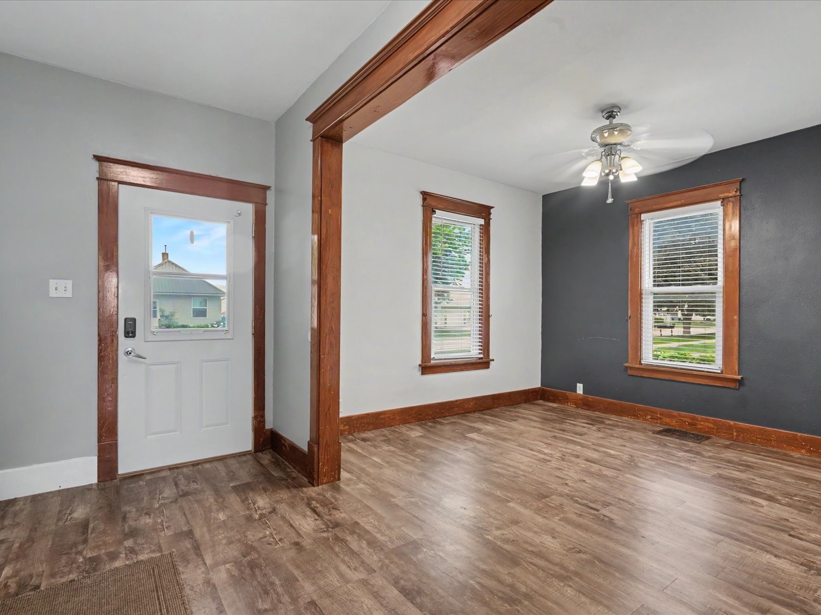 404 W 1st Street Mechanicsville IA 52306