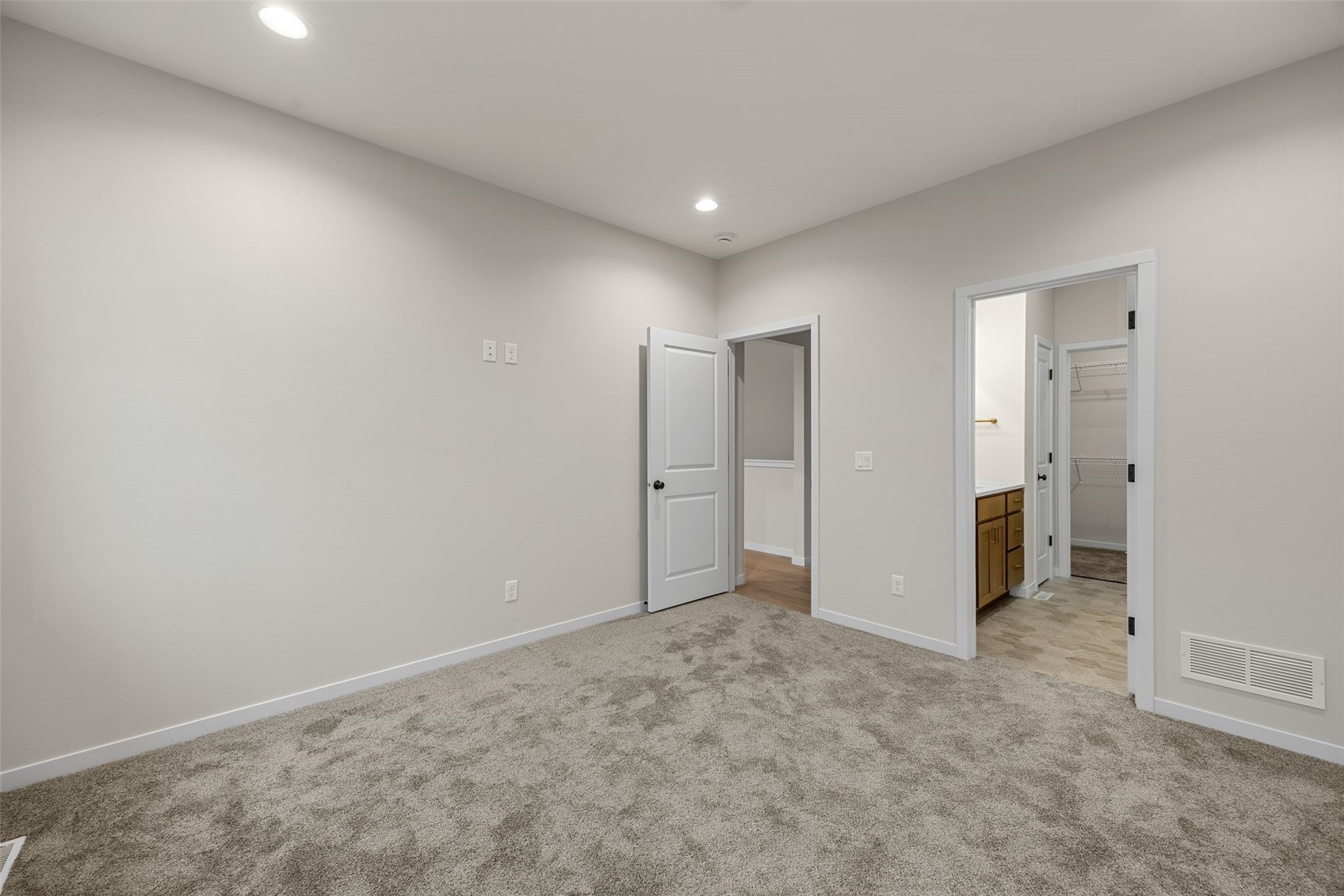 211 Meadows Field Drive NE Cedar Rapids IA 52402