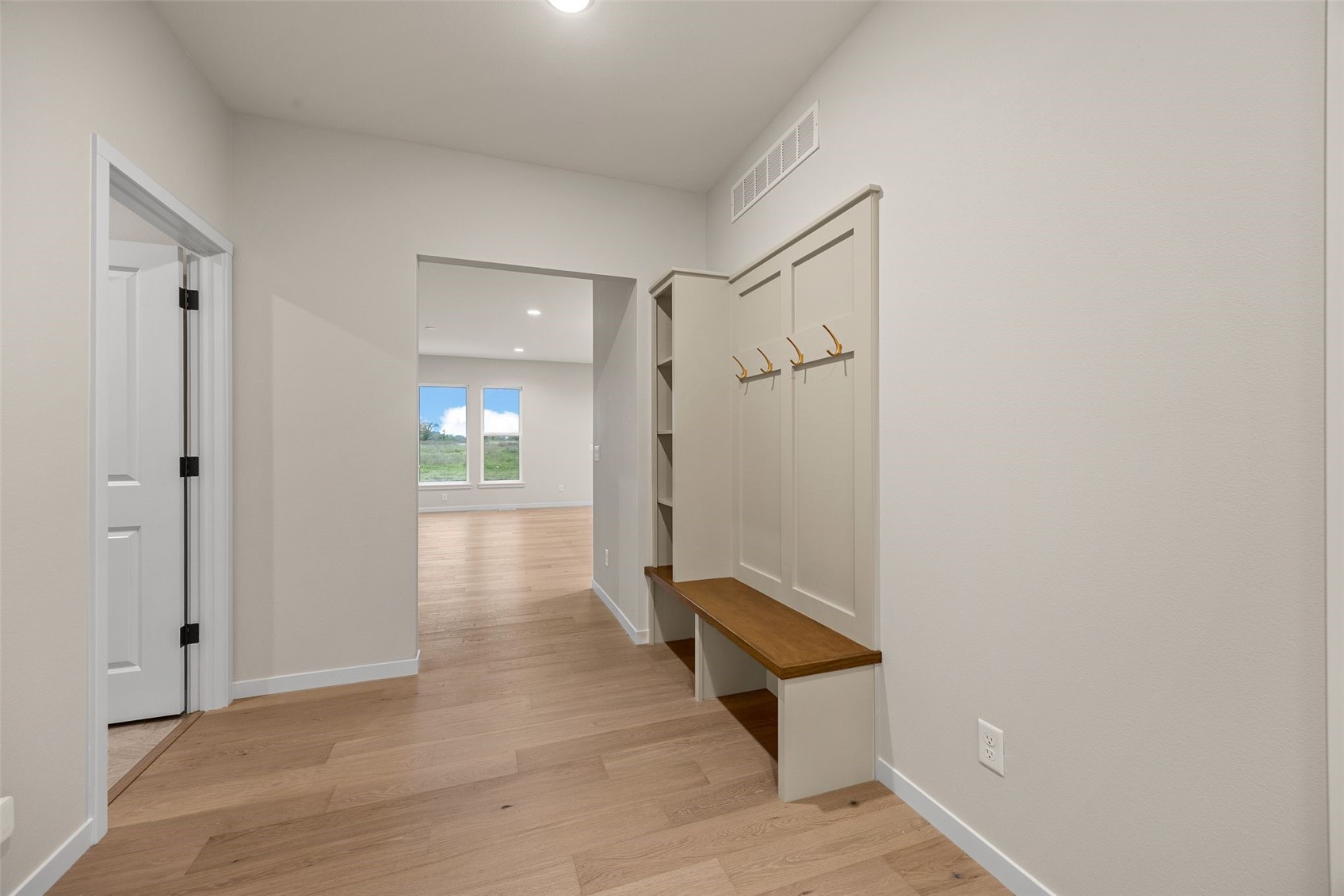 211 Meadows Field Drive NE Cedar Rapids IA 52402