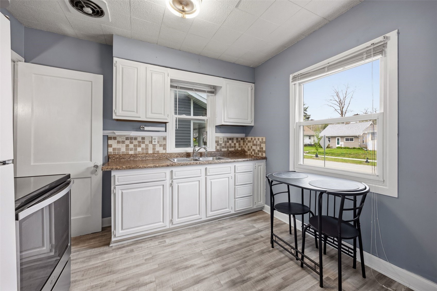 915 Center Point Road NE Cedar Rapids IA 52402