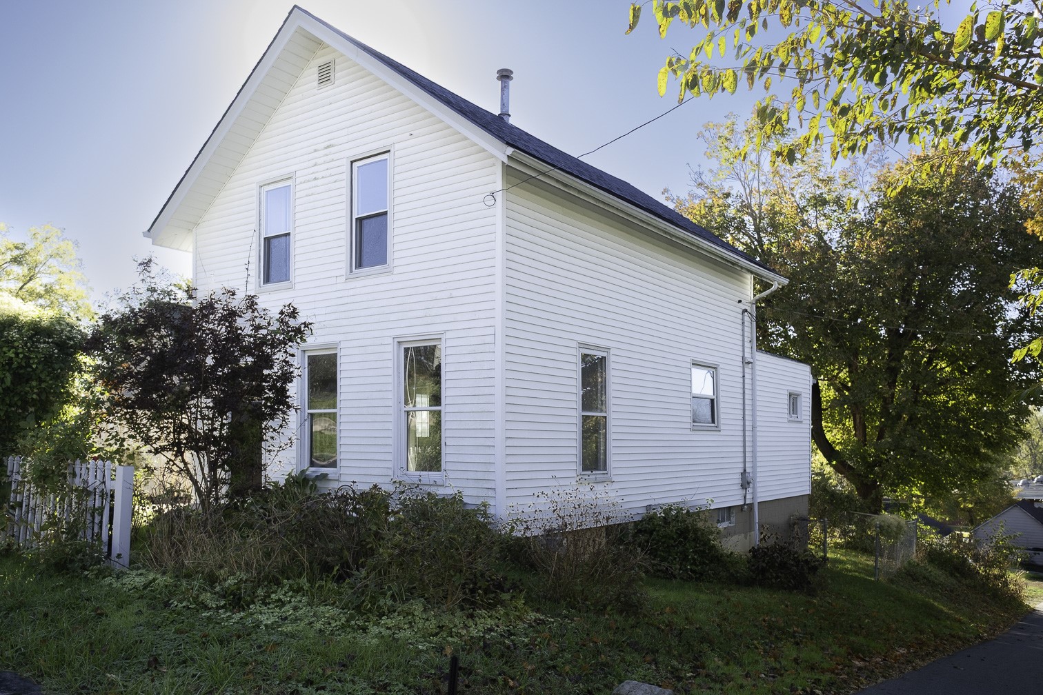 102 W Broadway Street Anamosa IA 52205