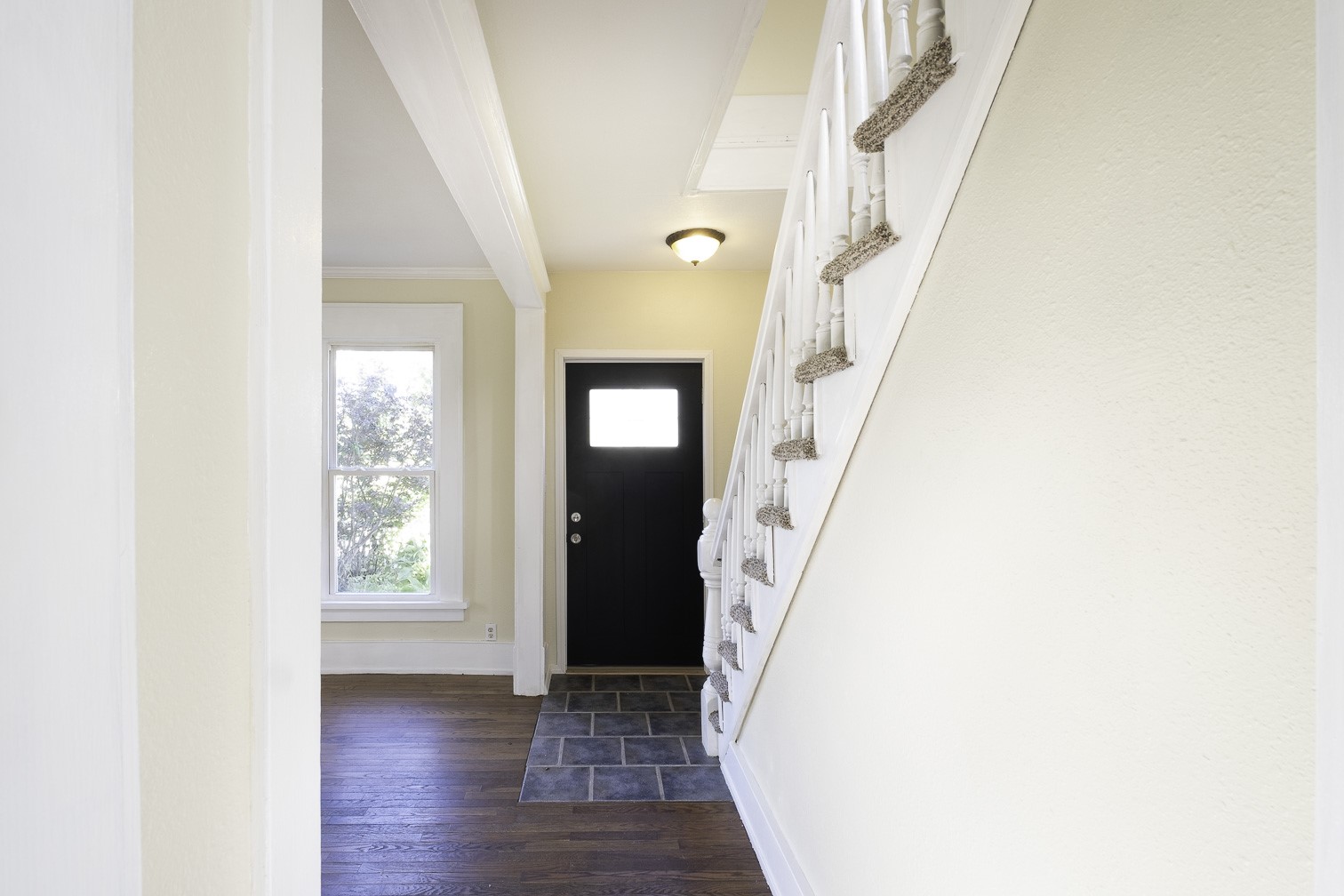 102 W Broadway Street Anamosa IA 52205