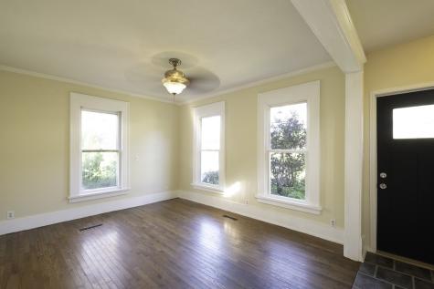 102 W Broadway Street Anamosa IA 52205