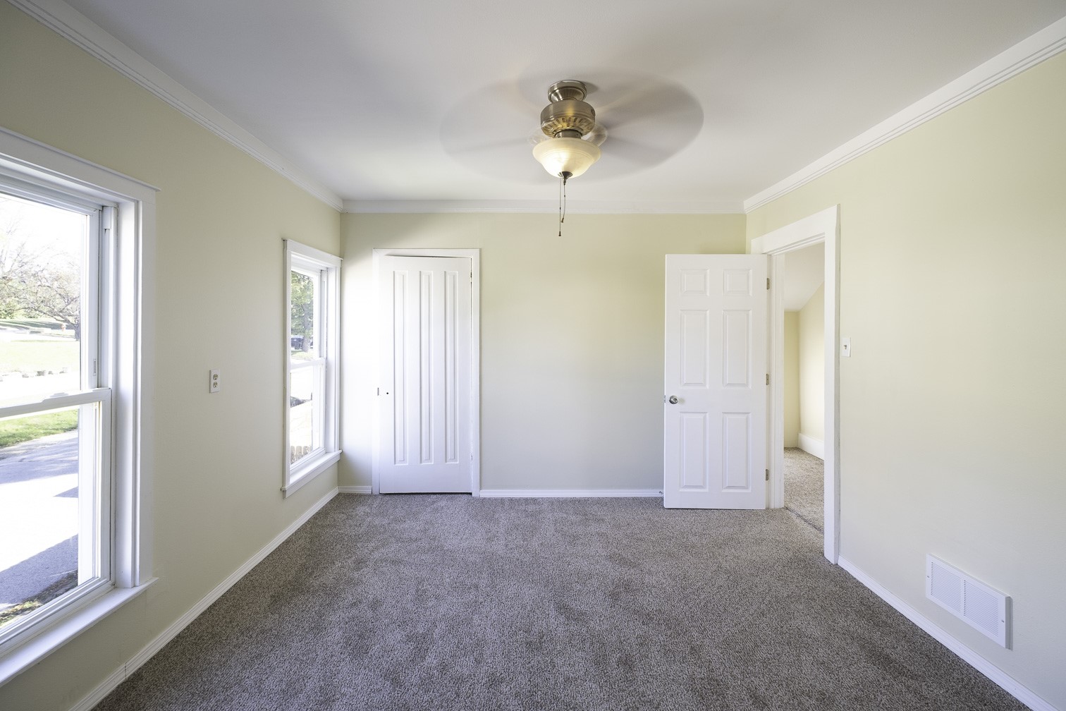 102 W Broadway Street Anamosa IA 52205